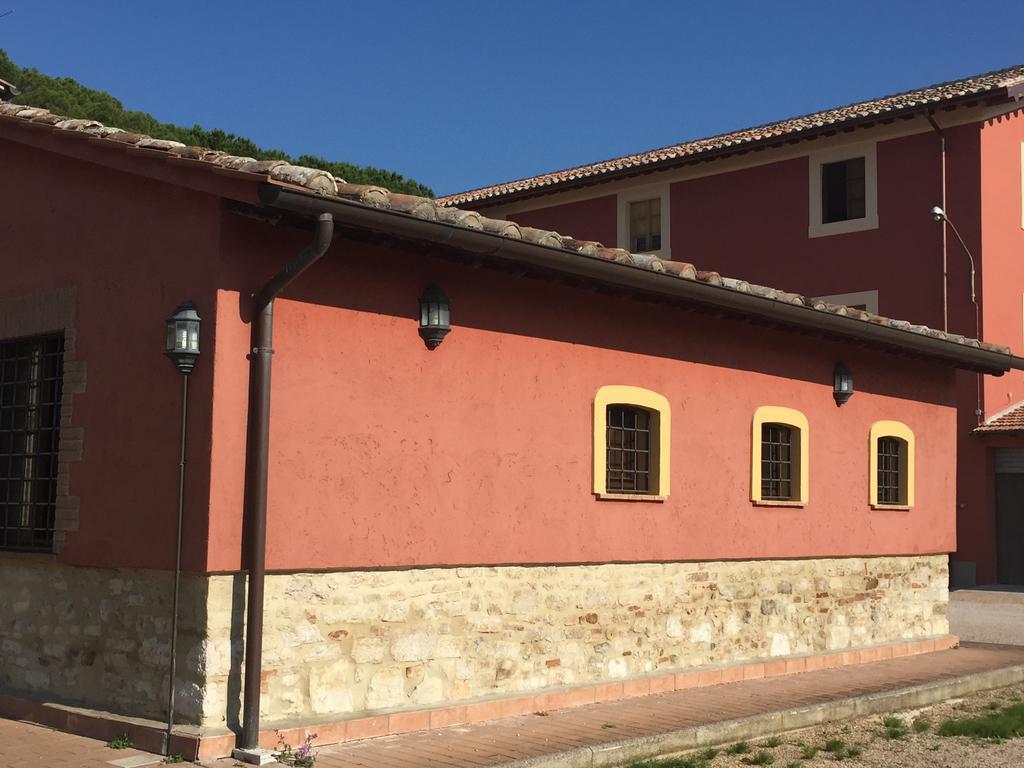 Rosso Porpora Villa Colle Umberto  Ngoại thất bức ảnh