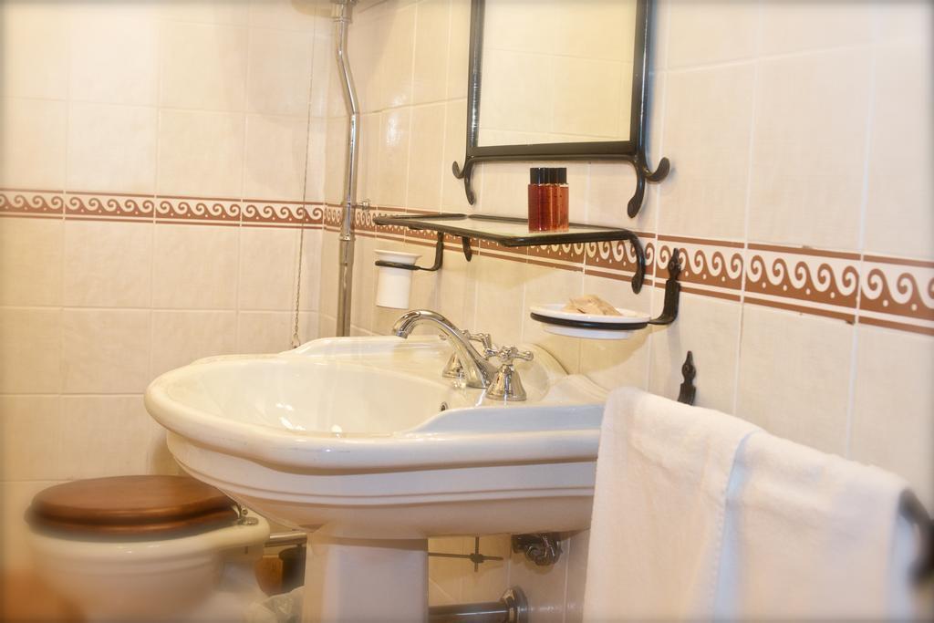 Rosso Porpora Villa Colle Umberto  Ngoại thất bức ảnh