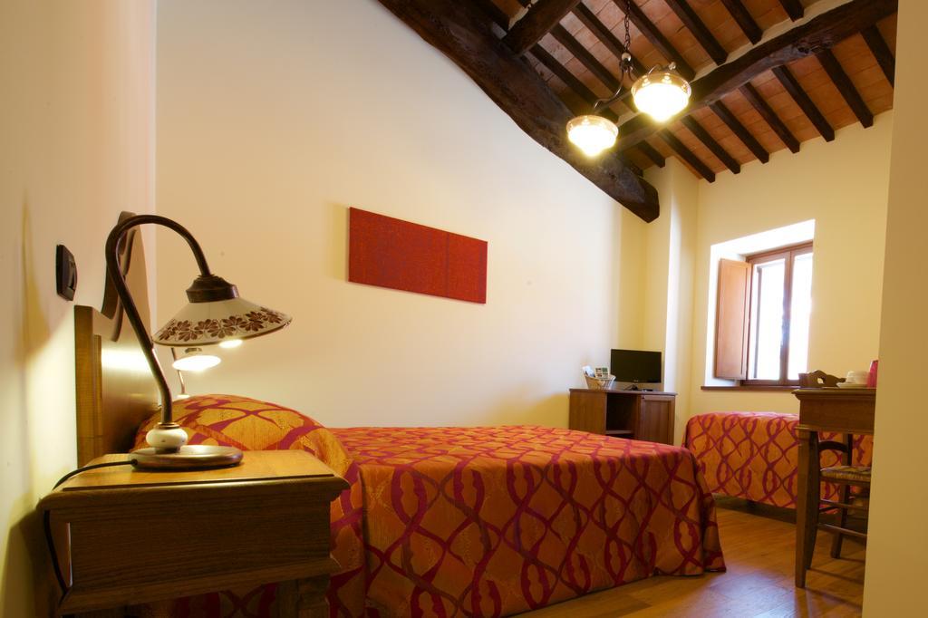 Rosso Porpora Villa Colle Umberto  Ngoại thất bức ảnh