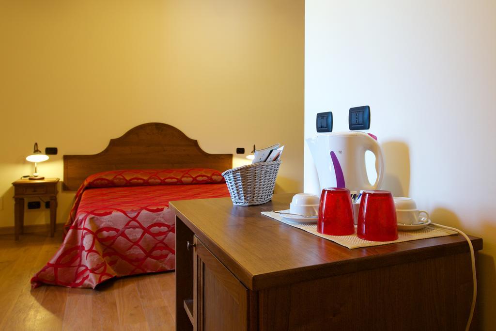 Rosso Porpora Villa Colle Umberto  Ngoại thất bức ảnh