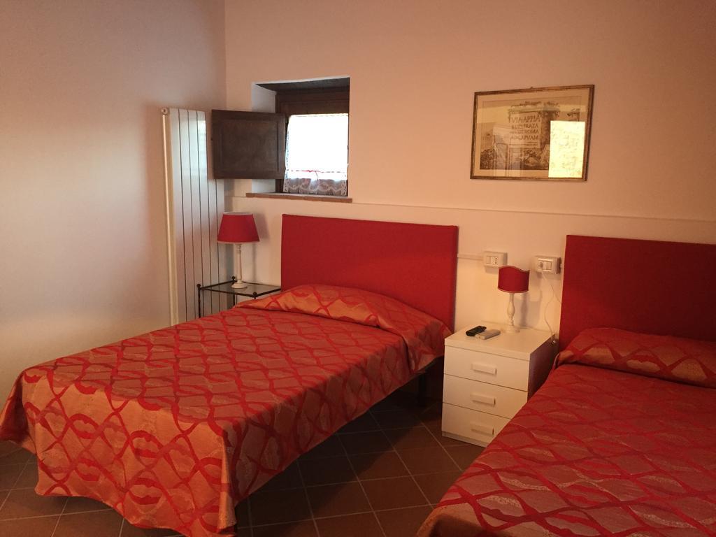 Rosso Porpora Villa Colle Umberto  Ngoại thất bức ảnh
