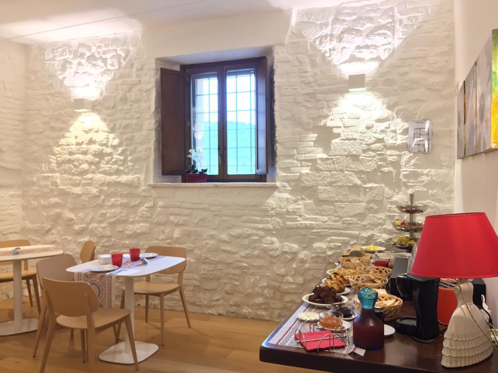 Rosso Porpora Villa Colle Umberto  Ngoại thất bức ảnh